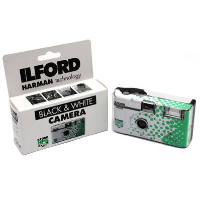 ILFORD Appareil Photo Jetable Flash HP5+ Noir et Blanc 400ASA 27Poses